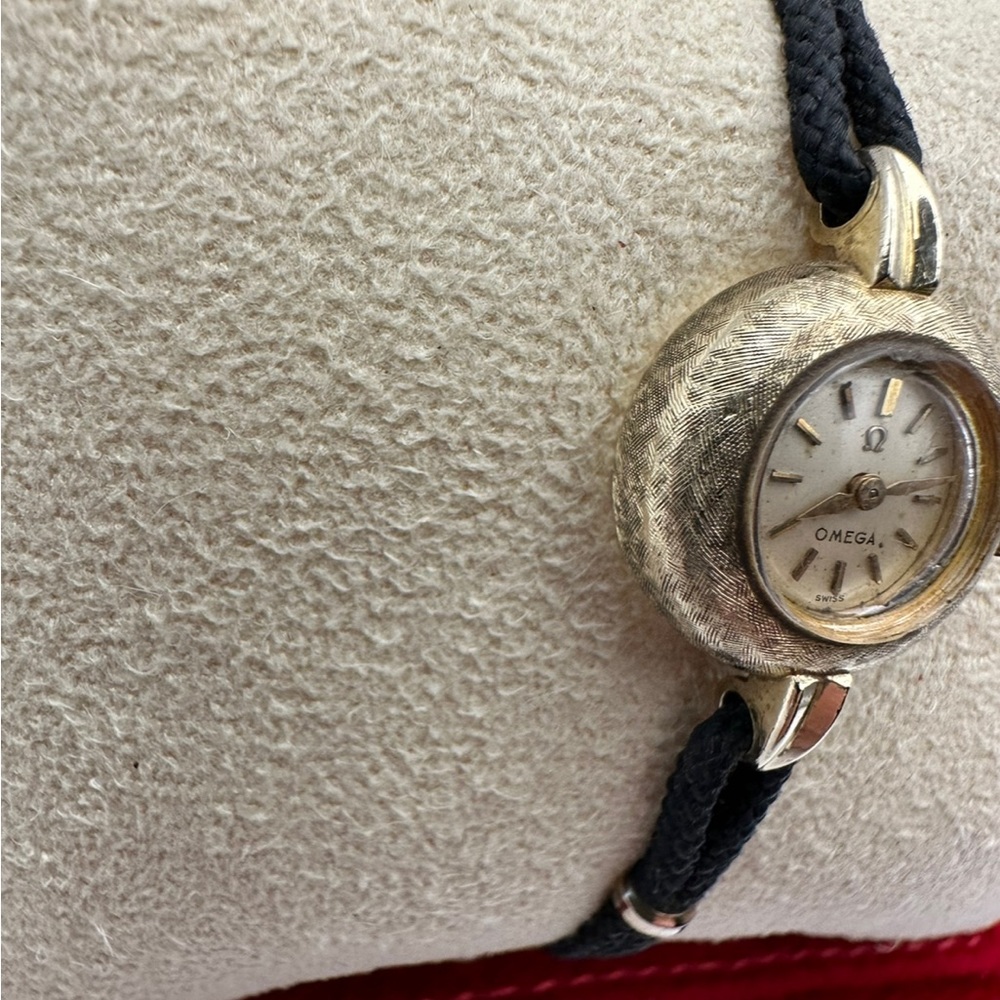 Omega 14k gold Cocktail watch - Picture 4 of 9